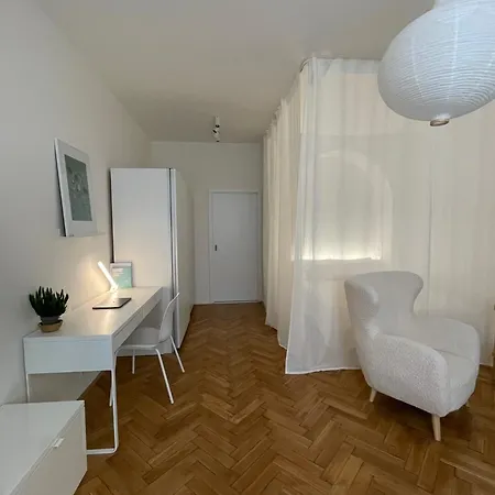 شقة Urban Retreat I Modern Boho In Lovely Letna District - 10 Minutes From Old Town براغ