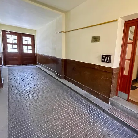 Appartamento Urban Retreat I Modern Boho In Lovely Letna District - 10 Minutes From Old Town *